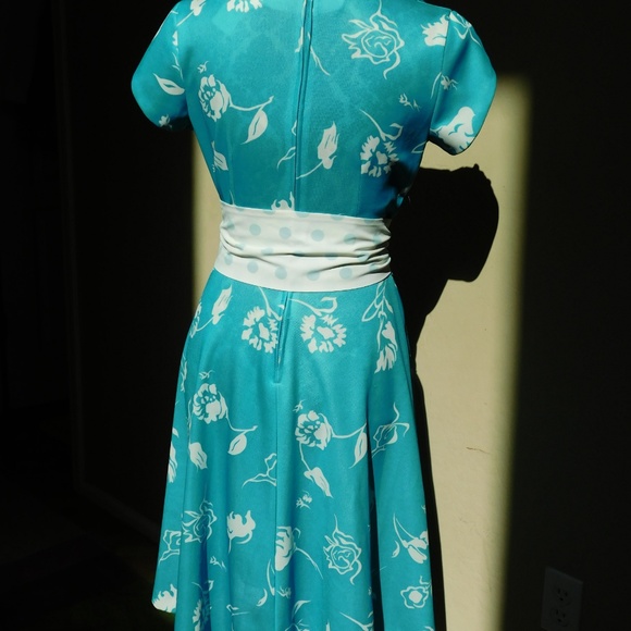 Vintage flare blue floral rockabilly swing dress - Picture 4 of 8